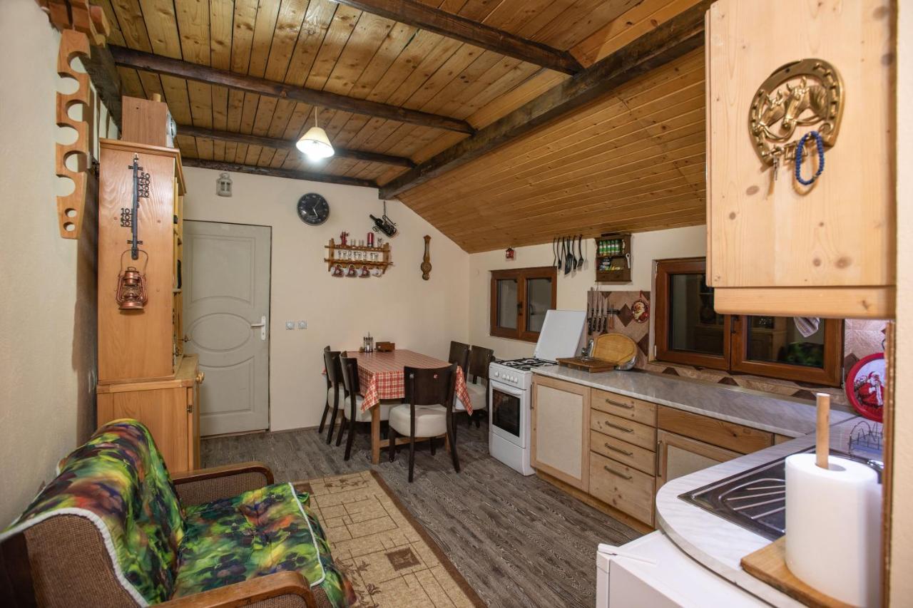 Apartmani Sp Jovanovic Crni Vrh Екстер'єр фото